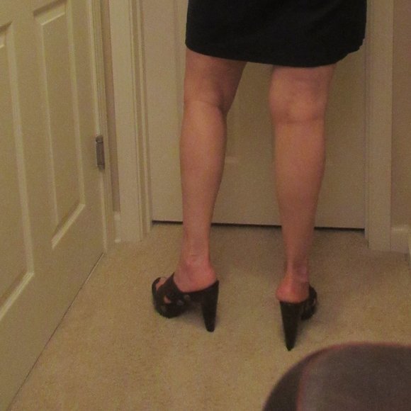 STUART WEITZMAN-Dark Brown Woven Heeled Slides ~ Size 9 - Picture 14 of 16